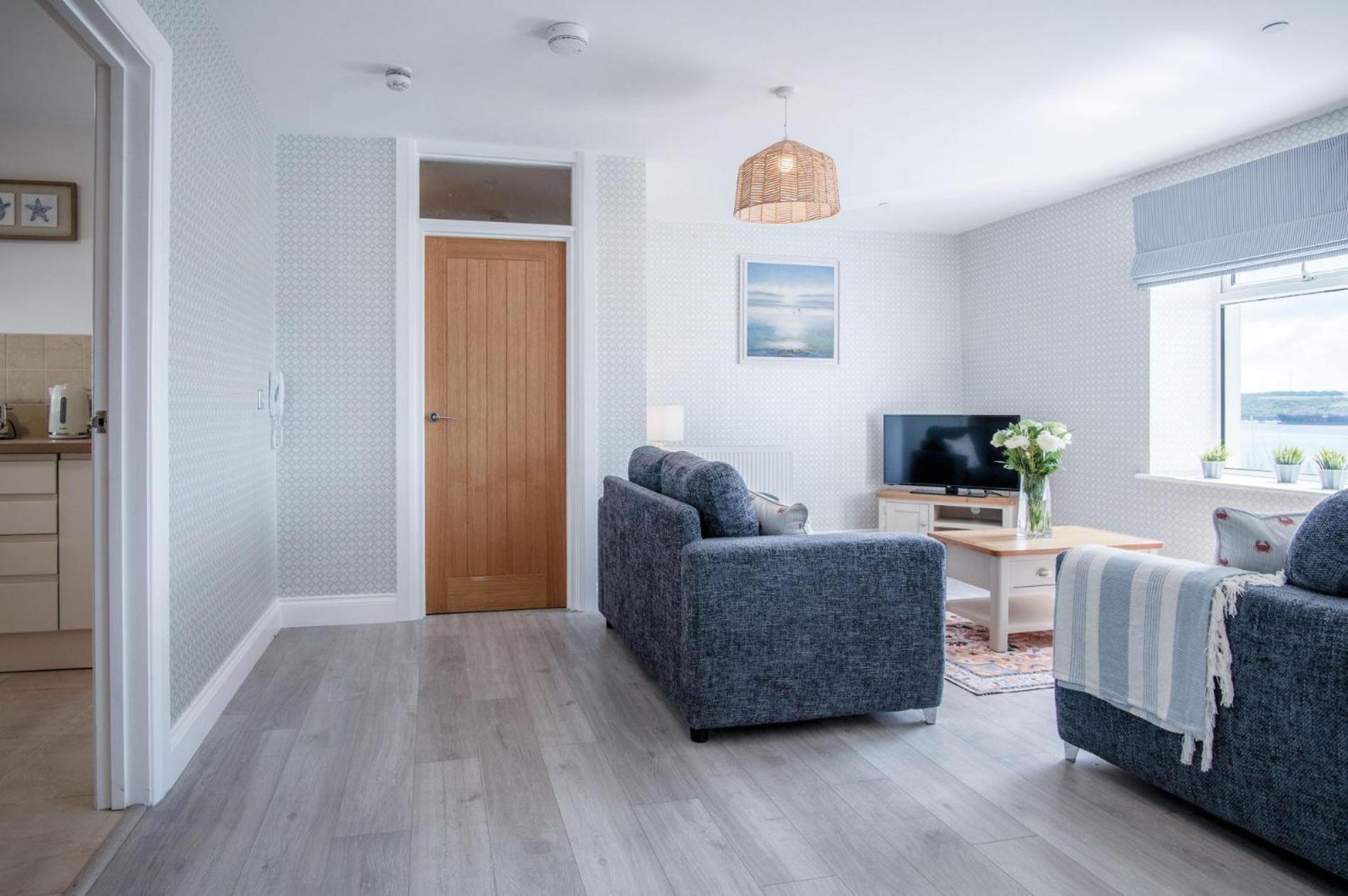 Haven View - 2 Bedroom Apartment - Milford Haven Exterior foto